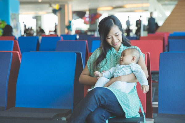 10 Tips on How to Successfully Travel with an Infant