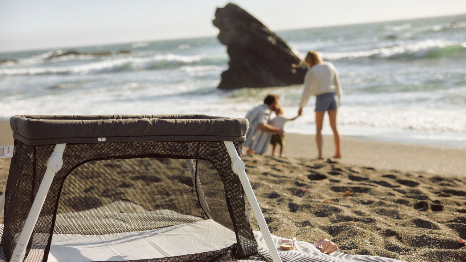 Cheap buy buy baby lotus travel crib on Sale - Main Image